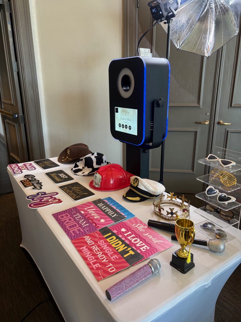 Selfie Photo Booth With Prints Las Vegas Wedding Photo Booth Setup
